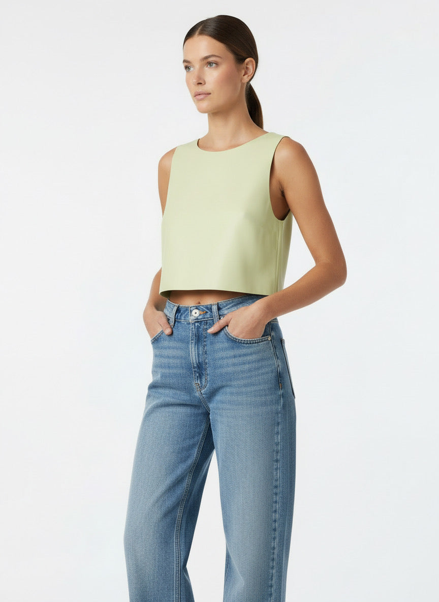 Top crop giallo burro indossato lato Ruj Heritage