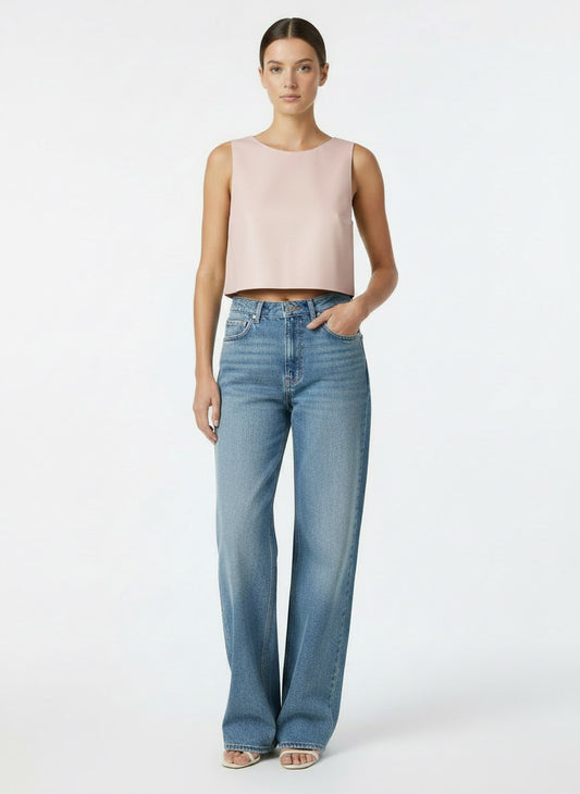 Top crop rosa indossato fronte Ruj Heritage