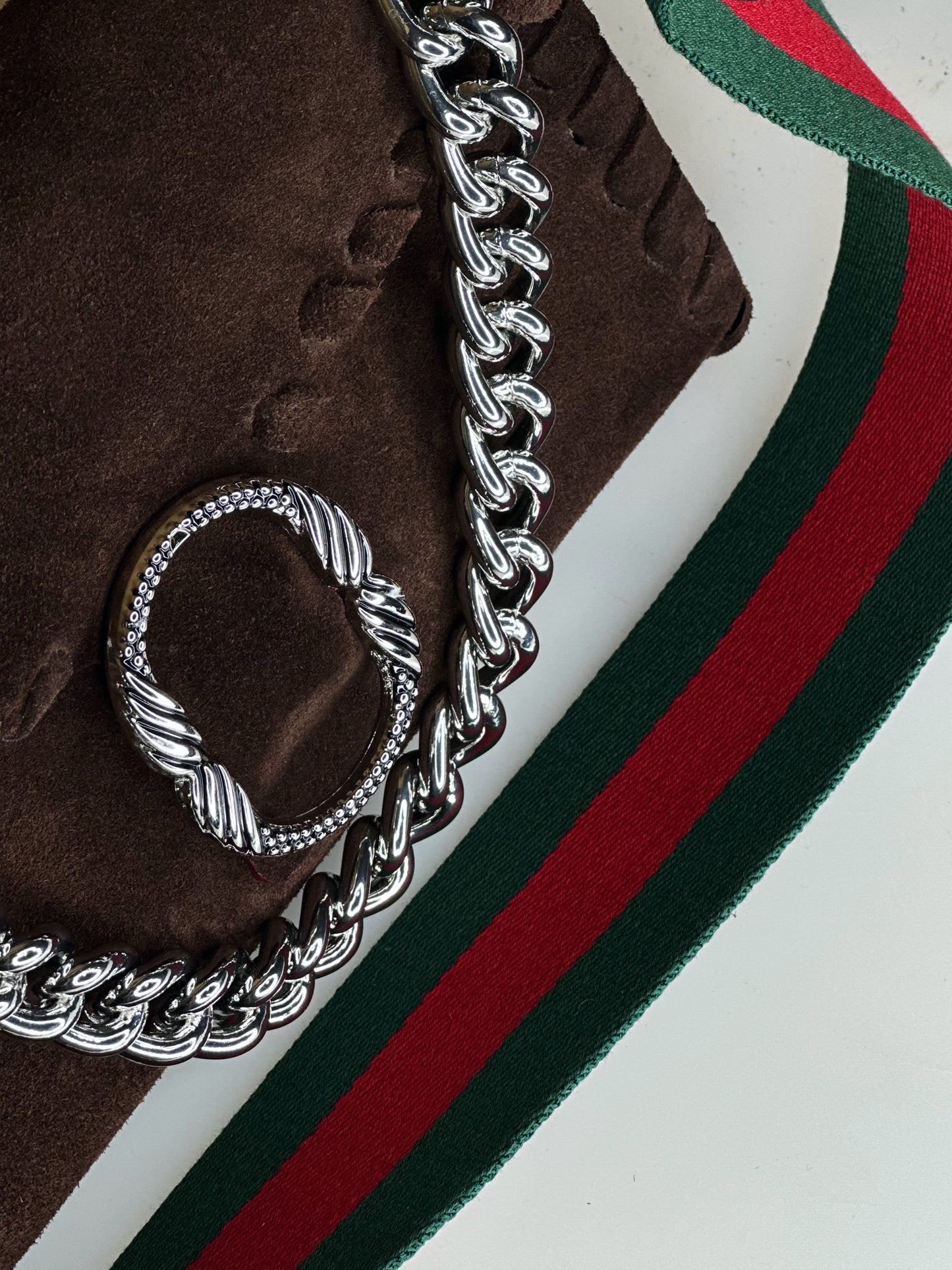 Mini Shoulder Bag suede cioccolato marrone borsa in suede italiana dettaglio