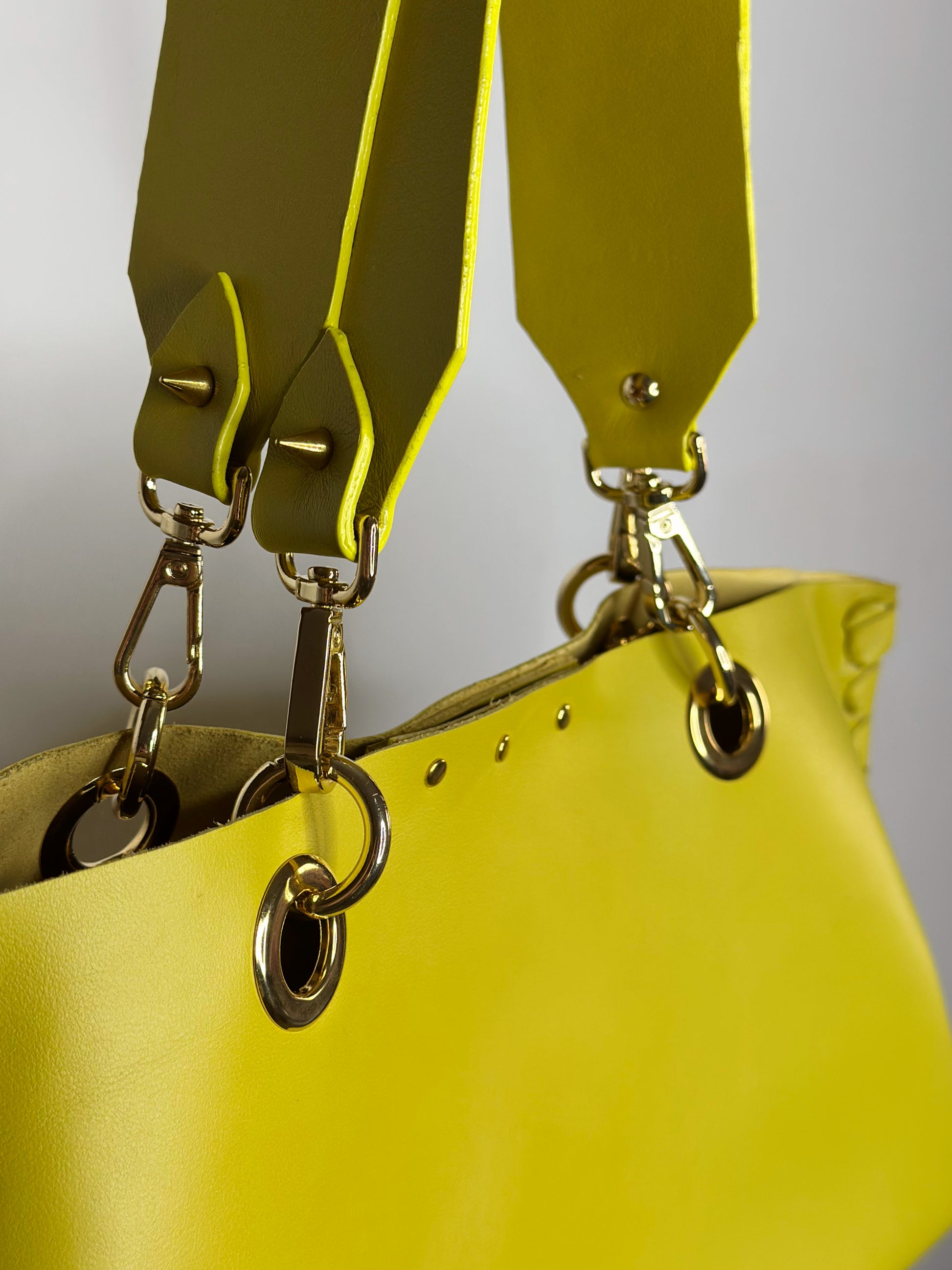 Borsa Mini Picnic Lime in pelle dettaglio Ruj Heritage