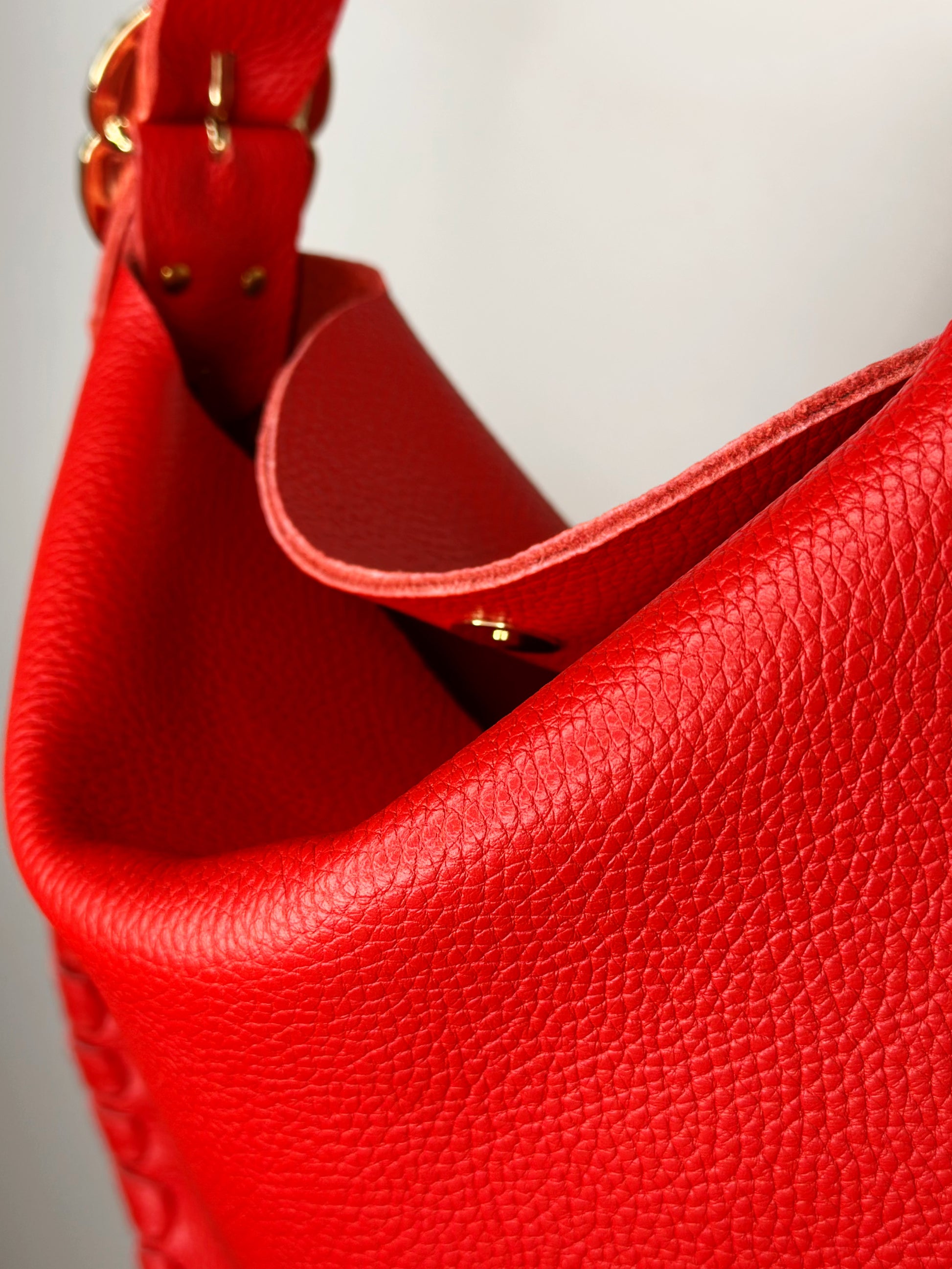Borsa Hobo rossa in pelle bottone Ruj Heritage