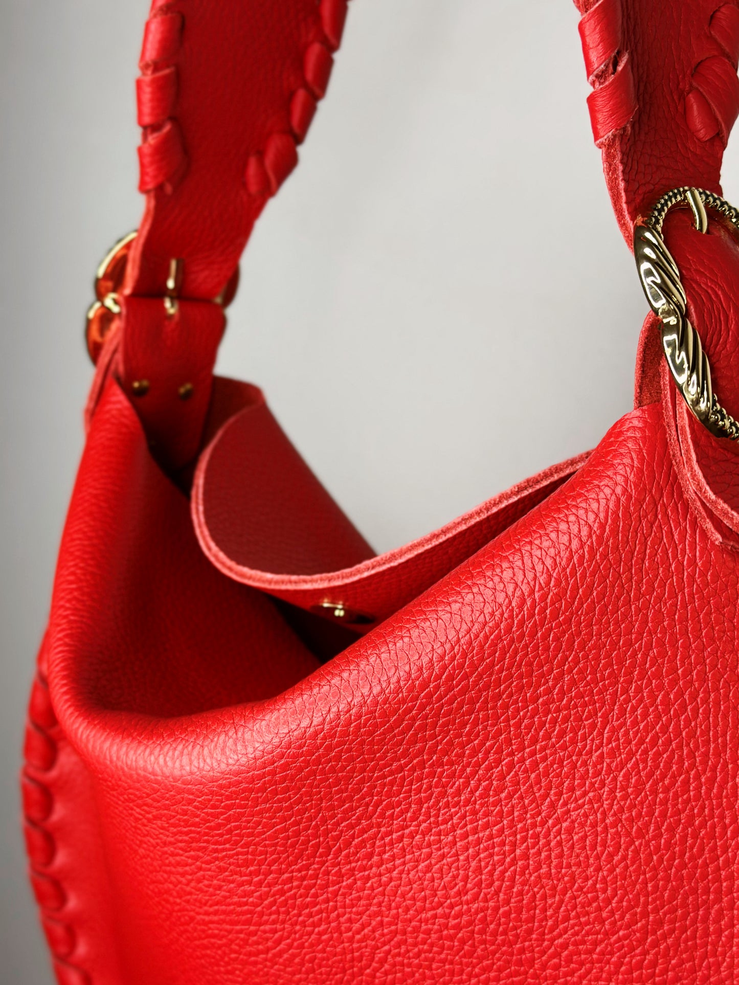 Borsa Hobo rossa in pelle chiusura Ruj Heritage