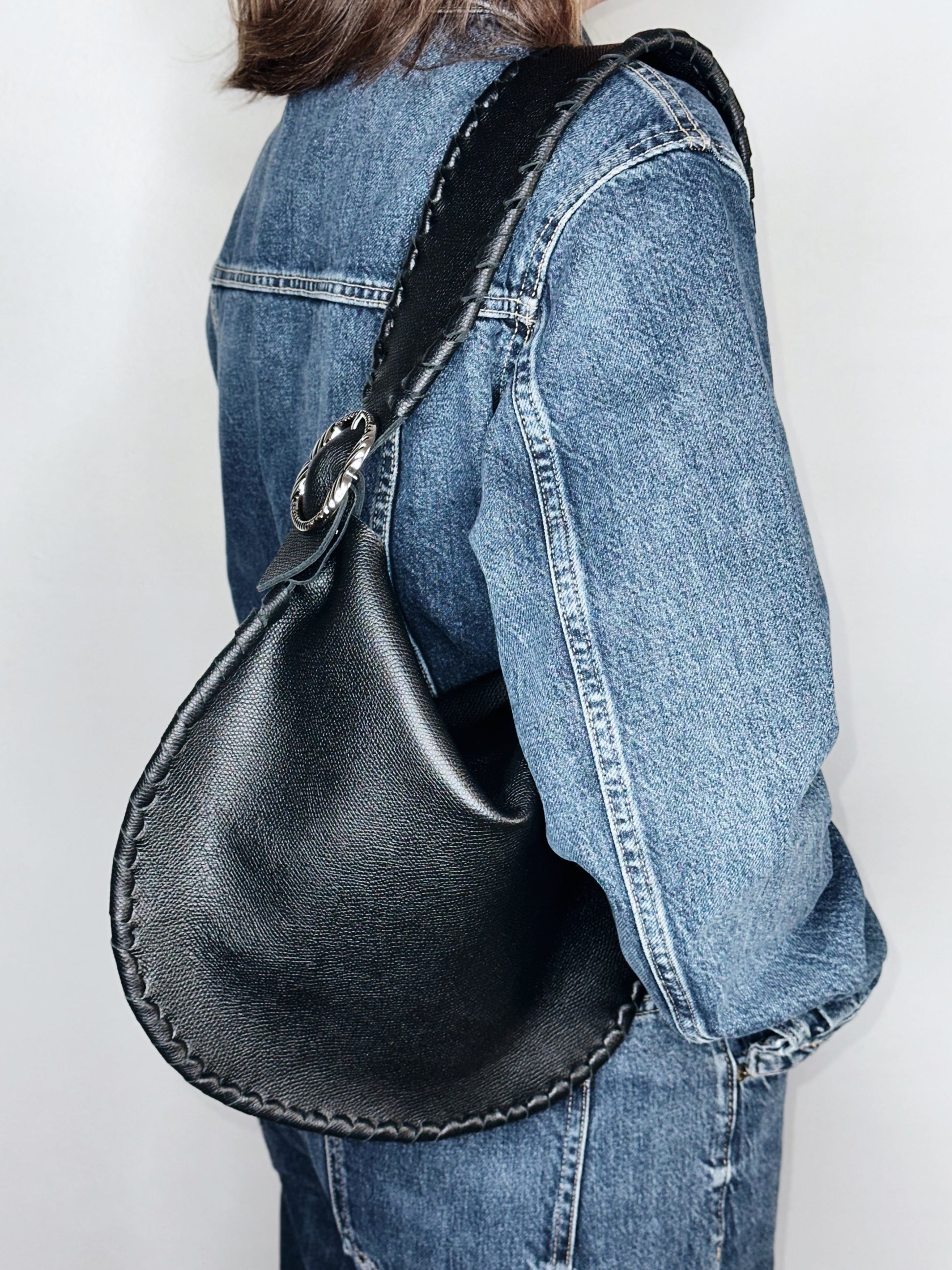 Borsa Hobo nera in pelle lato a spalla Ruj Heritage