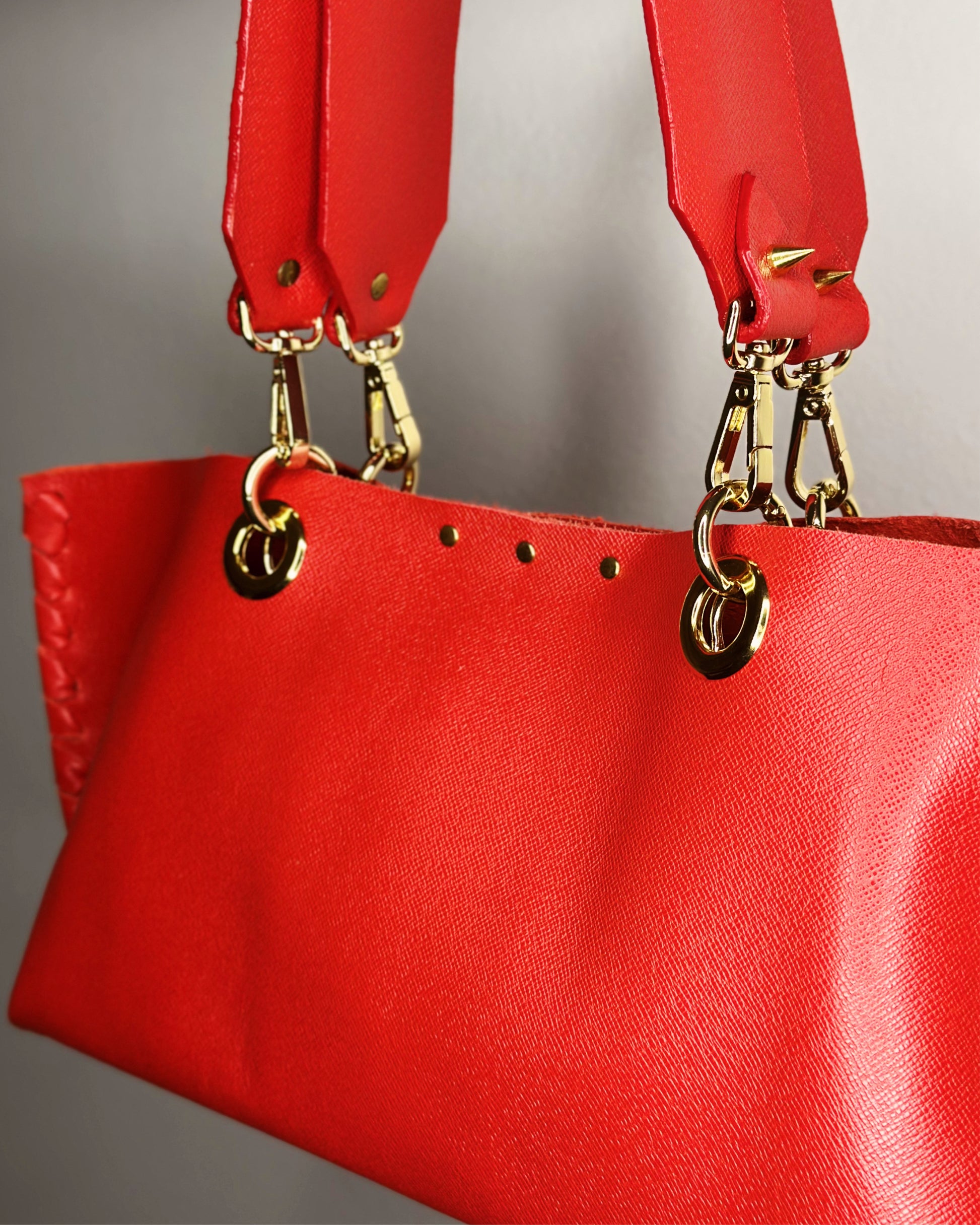 Mini Picnic Bag rosso in pelle dettaglio Ruj Heritage