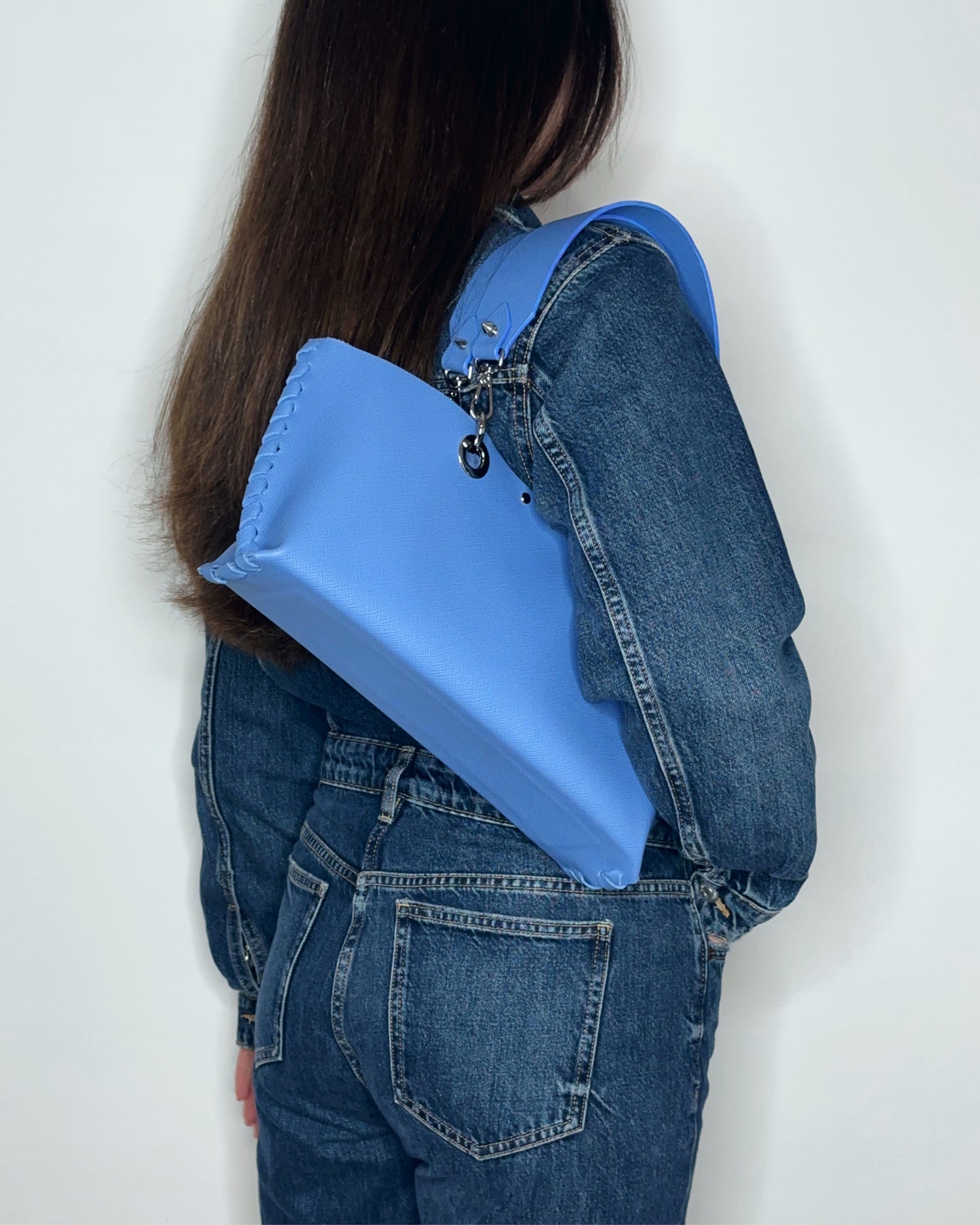 Borsa Mini Picnic celeste in pelle a spalla lato Ruj Heritage